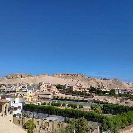 הורגהדה Cordoba Suites מראה חיצוני תמונה